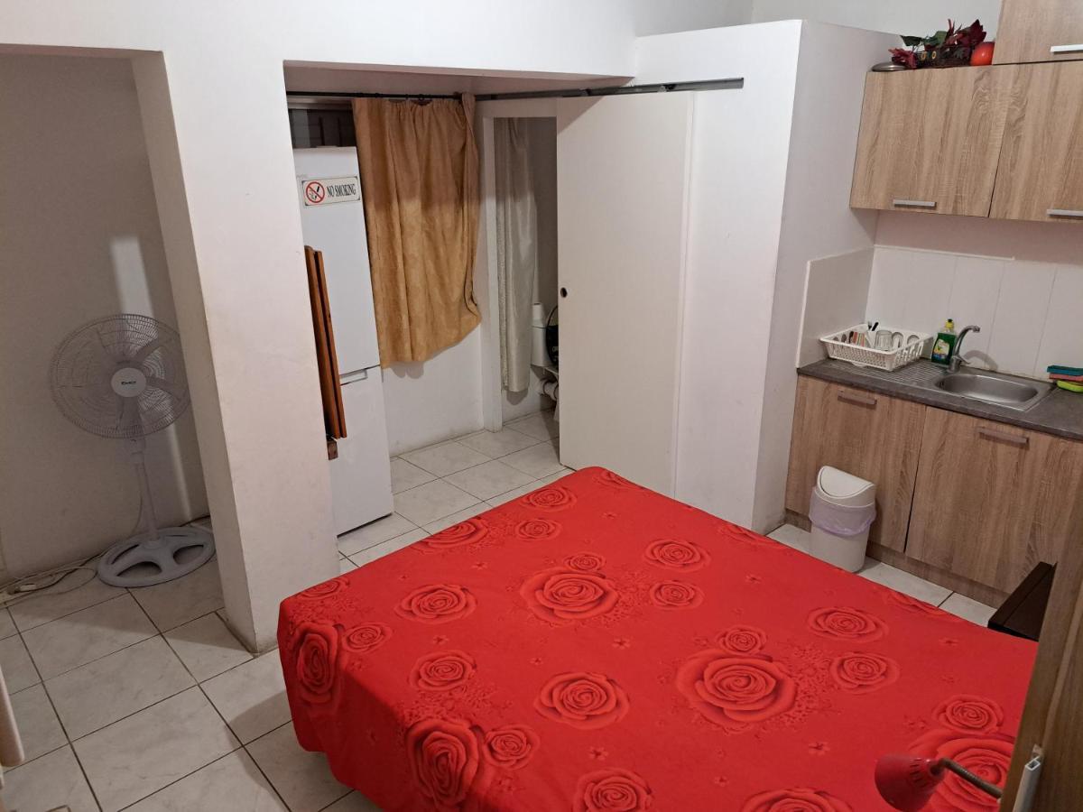 City Large Studio Limassol Exterior foto